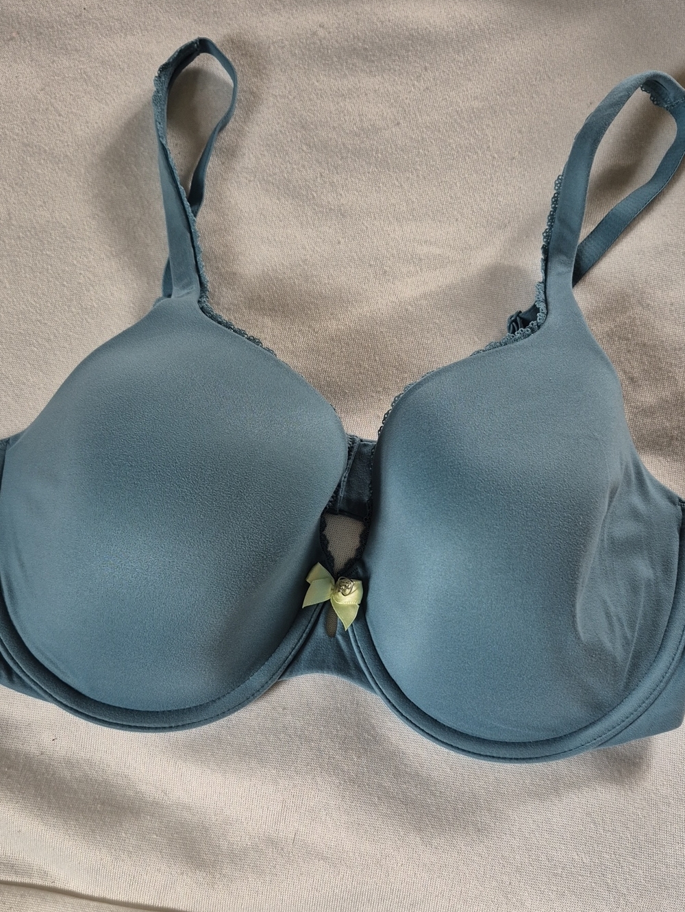 Victoria's Secret Body By Victoria Perfect Coverage Bra